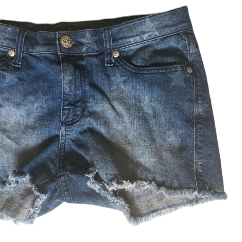 ROCK&REPUBLIC LOLITA JEAN SHORTS W STARS - 10